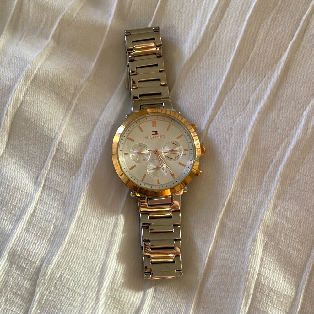 Tommy Hilfiger Women’s Sporty Watch